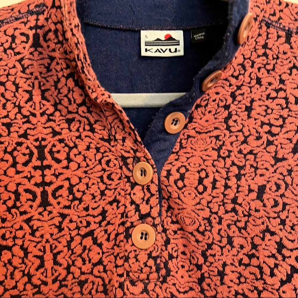Kavu Long Sleeve Button Pullover Paisely Orange Blue Size Small - Picture 10 of 10